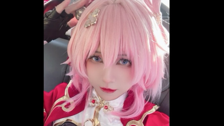 Nghe nói sẽ tham gia lễ hội người hâm mộ, để an toàn thì vẫn nên mang theo một cái khóa đi…