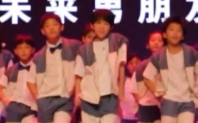 【หยางปั๋วเหวิน】คุณแน่ใจแล้วเหรอว่าจะไม่มาดูเจ้าตัวน้อยเต้น!