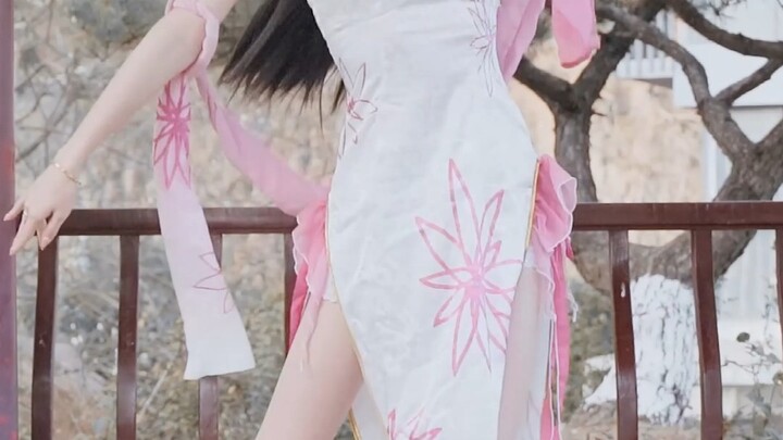 [4K Vertical] "🌸Falling Flower Love🌸" — The Bunny Who Wants to Be a Handsome Guy