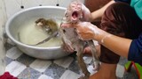 Morning Bathing!! OMG, Look like a big storm when little Toto and Yaya are taking a bath together