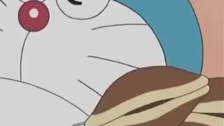 doraemon makan dorayaki