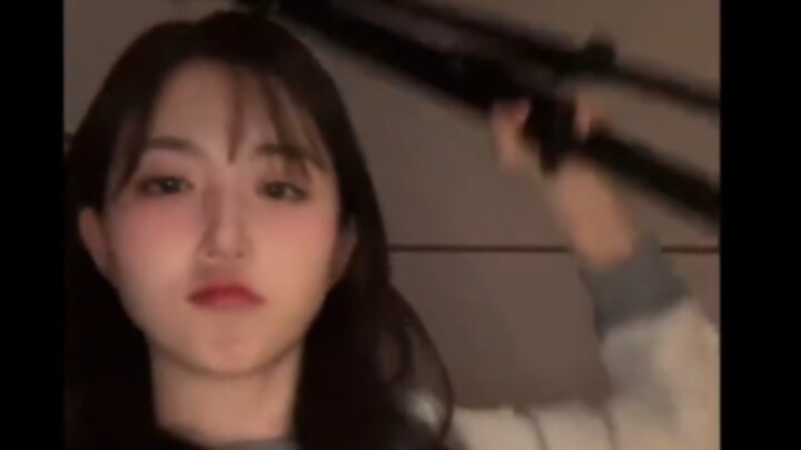 【ATEEZ】Nữ hoàng tiểu phẩm NMIXX Haewon livestream giới thiệu ca khúc chủ đề ROCKY