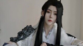 哦嚯~老父亲还有两幅面孔呢~