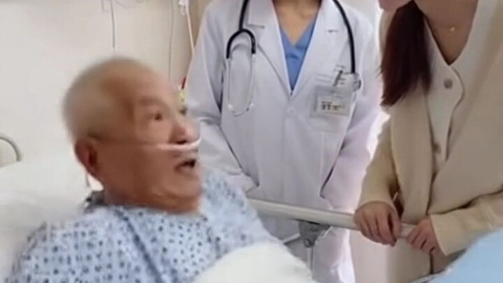 Overwatch players 50 years from now will be like: