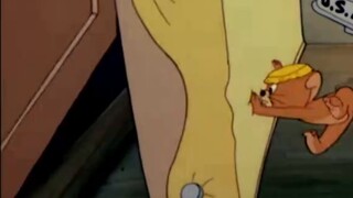 Tom and Jerry, but kards cards and sound effects ()