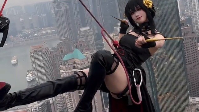 Cô ấy ở đây, cô ấy ở đây, cô ấy ở đây với bộ phim~ | Yoel COS