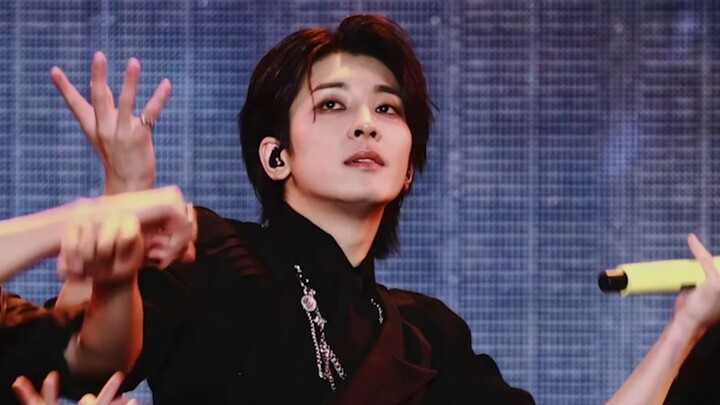 มาเอสโตร ชเววอนอู 4K ไลฟ์แพนด้อม แดนซ์เบรกแจ๋วมาก 🤭 | 27 เมษายน 2024 โชว์แอนคอร์ที่โซล