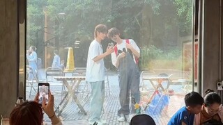 重庆这面镜子i人照不得，体育生回家打开抖音天都塌了！！！