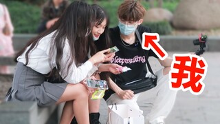 The up master chatted with 100 people and gave them Children's Day gifts