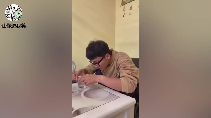 Collection of Angry Teens: Hold back for a moment and the storm will calm down; think about it, and 