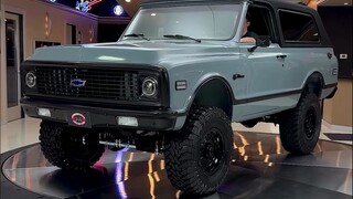 ความชื่นชม: Dodge, Shelby, Ford Mustang, Chevrolet Blazer, Ford Bronco ที่ได้รับการบูรณะอย่างสวยงามจ