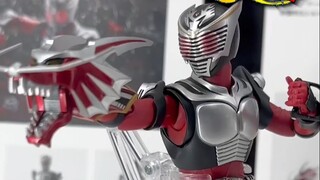 [真骨雕10周年 Final]万代 秋叶原魂店 S.H.F 真骨雕 新品 龙骑&以前展示品