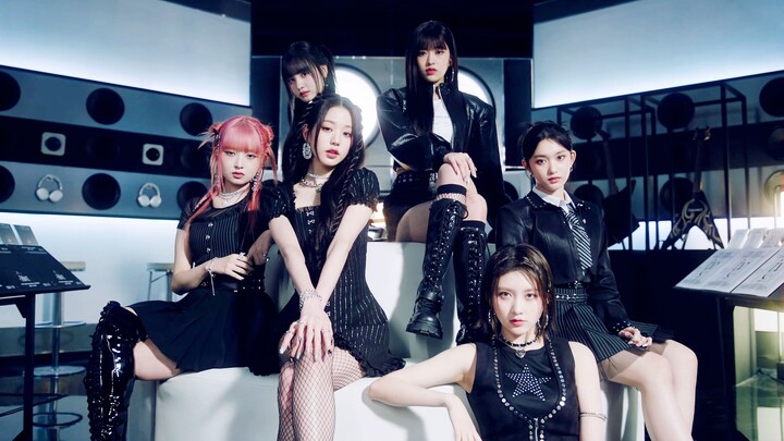 IVE’s New Japanese Title Track “WAVE” Music Video