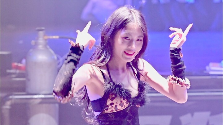 【شياو شواو ليس أحمقًا صغيرًا】 لقطة مباشرة من رقصة ليوجو "بسبب الأحمر"