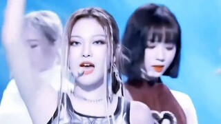 نينغ يي تشوو | "أنت أيضًا تعتقد أنني أفعل ذلك بشكل جيد، أليس كذلك؟"