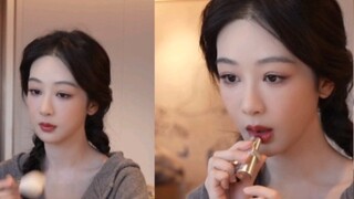 Yang Zi đã ghé thăm vlog Thành phố băng, xem đèn lồng băng và cùng nhau đi xuống cầu trượt ~ Khuôn m