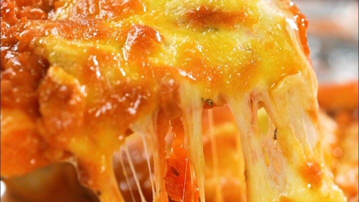 حيلة واحدة تفك سرّ الوصفة السرية، ولن تضطر بعد الآن للذهاب إلى الخارج لتناول البيتزا!