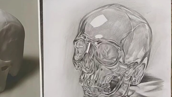 This time, it’s finally crystal clear—just which classmate is secretly a prodigy?