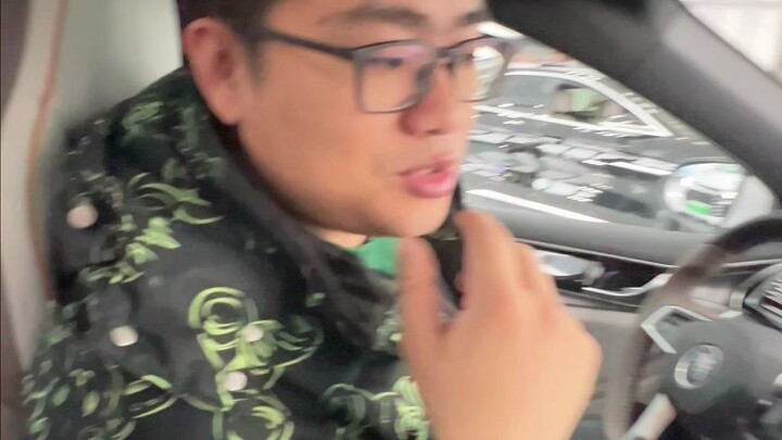 Is it true that the BYD Qin costs just 79,800? Old Wang immediately visited a local 4S dealership.