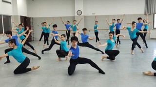 ลับดาบสิบปี! สาธิตทักษะทางเทคนิคของการเต้นรำคลาสสิกปักกิ่งระดับ 20