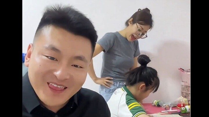 “Hilarious Scenes of Mom Helping with Homework”