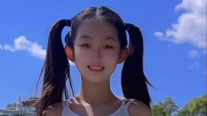 สาวน้อยหางม้าคู่~นิโคล