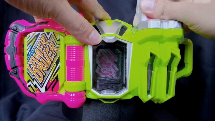 [Random Review] Valentine's Day update but the food box egg heartbeat crisis turn to play the casset