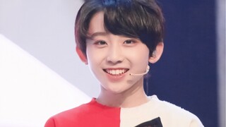 A 13-year-old boy actually has this kind of self-choreographed dance? Zeyu Focus Couple Dance
