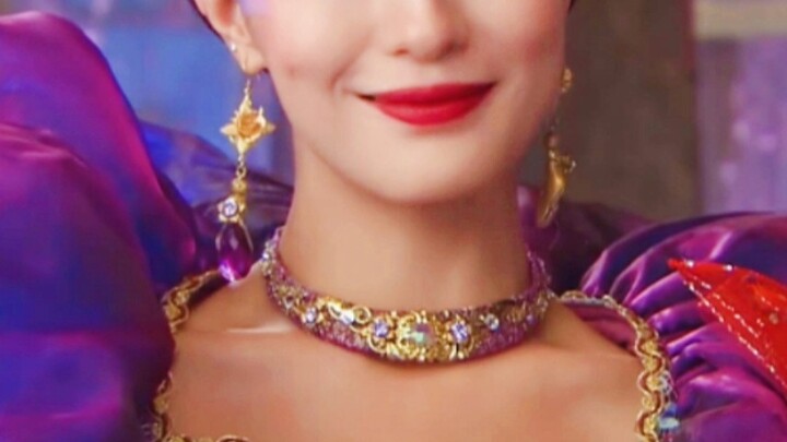 Turns out Jing Tian wasn’t wrong back then—she really is made for playing these seductive, bewitchin