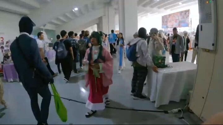 Bau Indomie Goreng Ini Stand Makanan Paling Ngegas di GBK