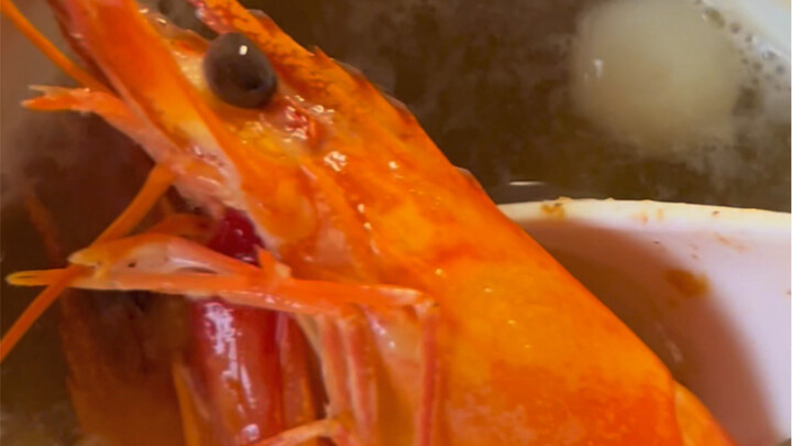 Cơm trộn bò nướng cà chua, tạm ăn cho qua bữa