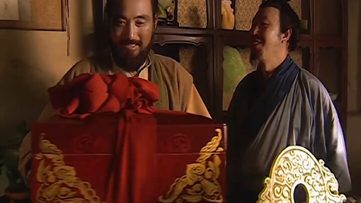 According to unofficial historical accounts, Yang Zhi wasn’t actually drunk at the time—there were j