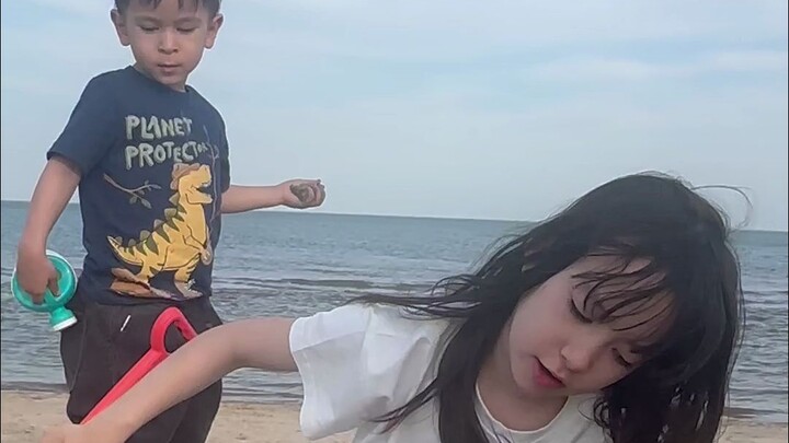 爸爸的城堡喜欢吗