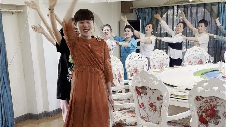 Celebrating the excellent ranking of the Liaoyuan Square Dance Group Competition in Jilin Province. 