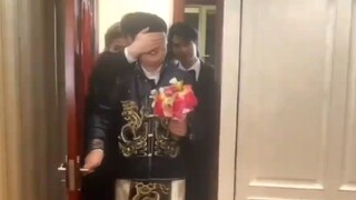 这换哪个男人能抵挡得住啊