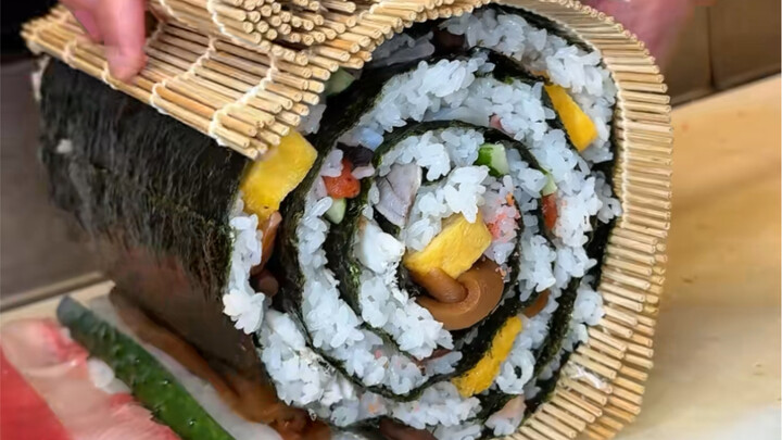 Ini mungkin sushi paling realistis yang pernah kamu lihat!!!