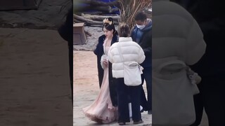 [Vid] 230303 Zhao Lusi at “shenyin”(The last immortal) filming set