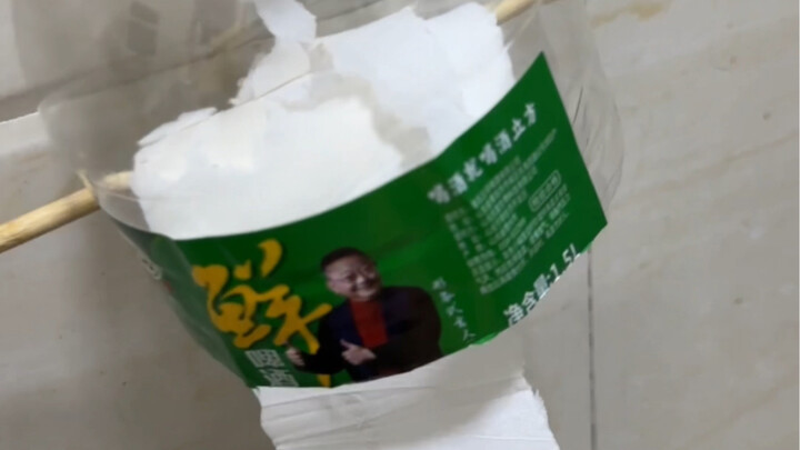 Khi tôi vào nhà bạn gái để đi vệ sinh – loạt chuyện thật!