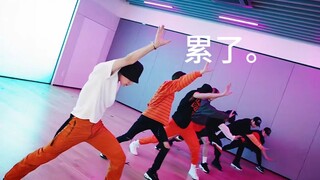 เผื่อคุณจะไม่รู้ว่าท่าเต้นช่วงแดนซ์เบรกของซูเปอร์ไทม์สแควร์เคยถูกดัดแปลงแล้ว