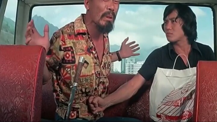 ซัม ฮุย: หนูน้อย เจ้ากล้าชักมีดออกมาเหรอ? ฉันจะสอนคุณใช้มีด! ฮ่าๆๆๆ 😆