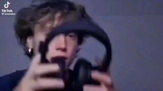 jangan lupa sholat guys