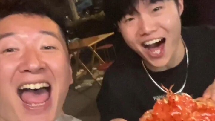 Đưa các bạn xem thế nào là hàng quán vỉa hè đỉnh cao!