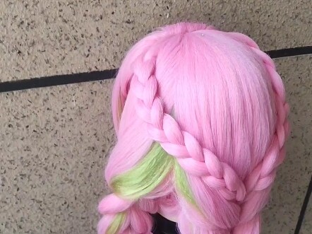 Single poster: Teacher, I’m going to climb the stage—will my wig fall apart?   Me: Check the VCR.