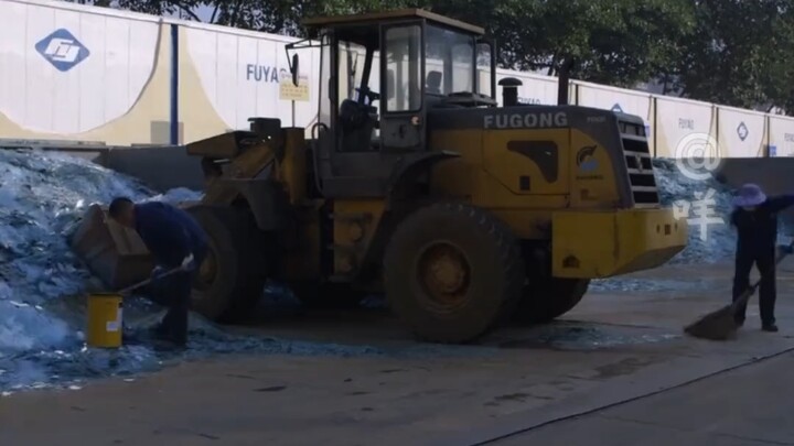 一时分不清谁是资本家