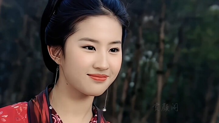 "The divine beauty that tempts people from twelve countries—Nüwa really isn’t too biased!" #DivineBe