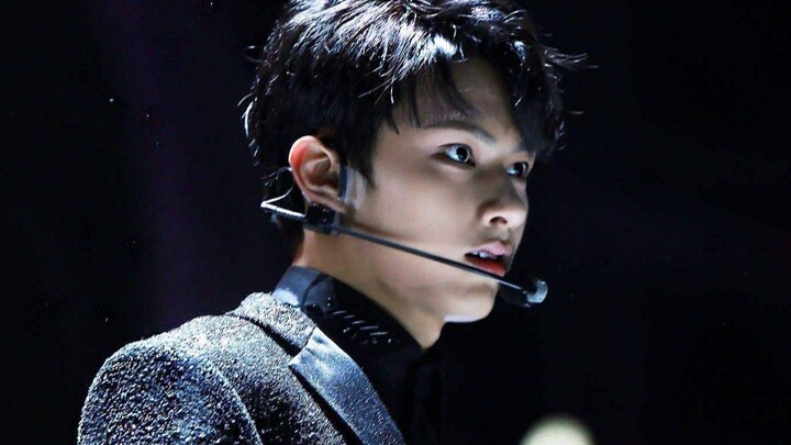 【SEVENTEEN】JUN đón sinh nhật cùng các thành viên trong nhà vệ sinh