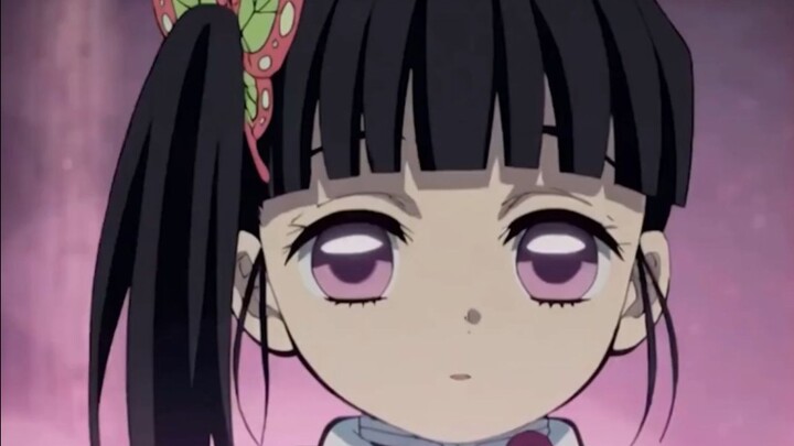 Tiga si kecil, ingin mengambil yang mana?