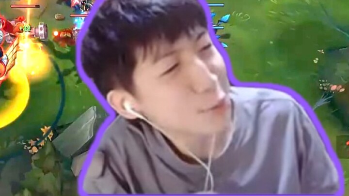 Chaomeng kecil menyiksa pemain hitam yang "berpikiran tinggi tetapi kurang terampil", dan menggunaka