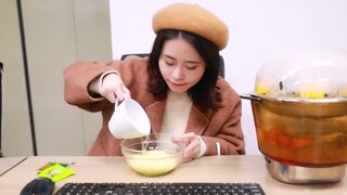 Thánh ăn công sở | Ms Yeah | Cách làm một bữa trưa ngon miệng từ mì ăn liền  | EP80