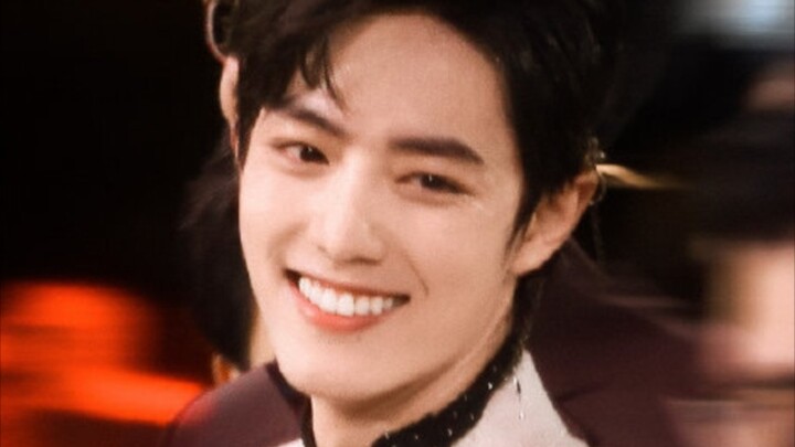 The dignity of a top-tier idol’s face! What is “fishing-style” stage presence? Let the breathtakingl